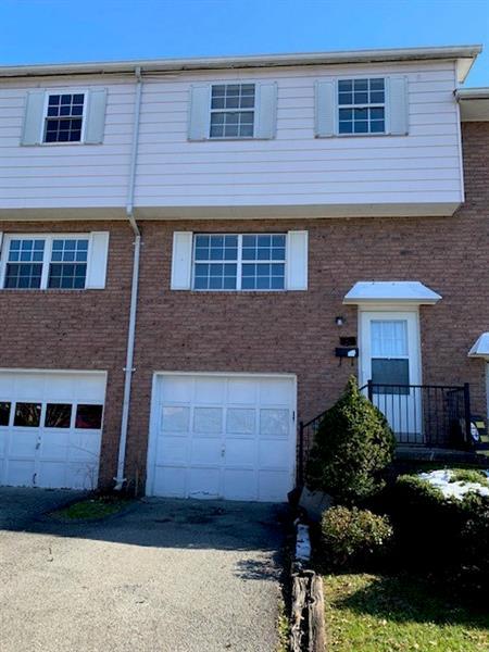 971 Academy Heights Dr., Hempfield Twp