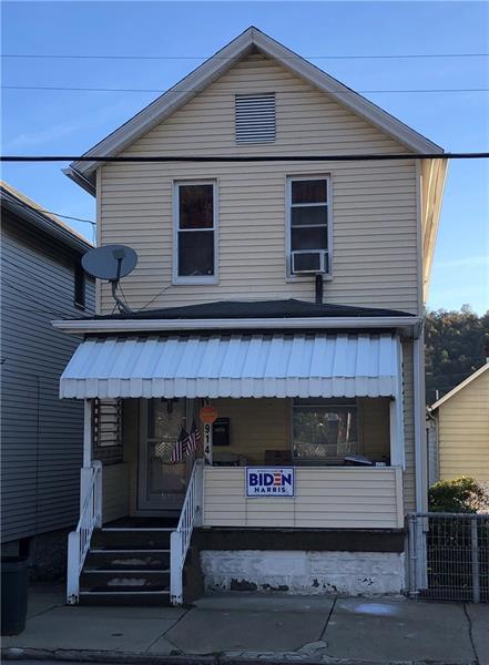 914 Fallowfield Ave, Charleroi
