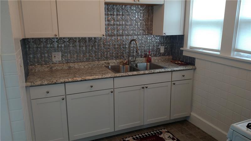 63 Estella Avenue Photo 10