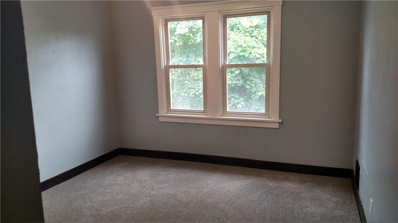 63 Estella Avenue Photo 16