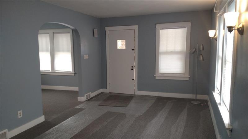 63 Estella Avenue Photo 5