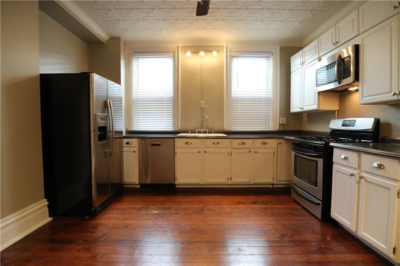 1911 Jane Street #1 Photo 1