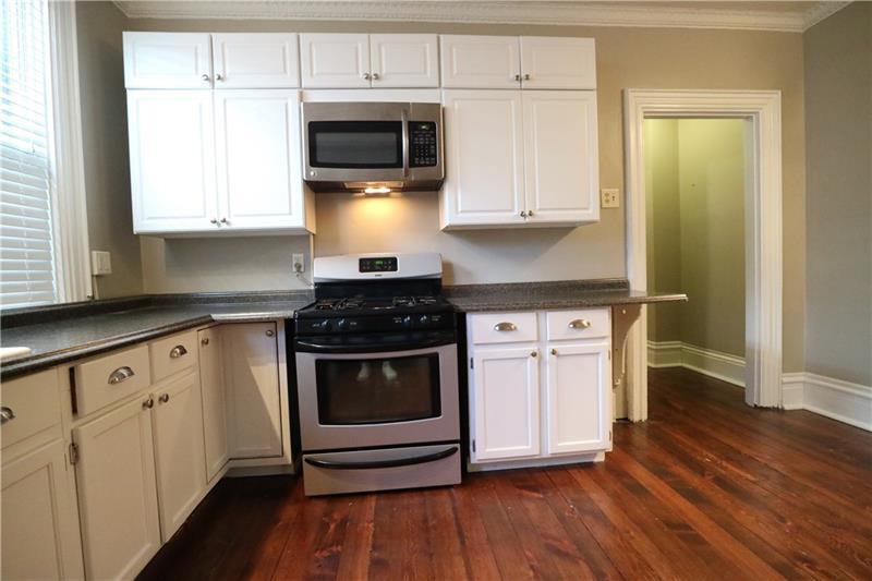 1911 Jane Street #1 Photo 3