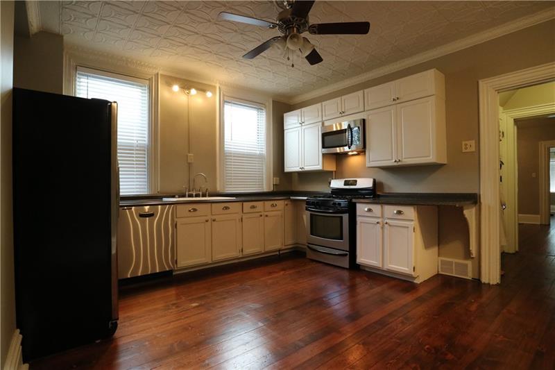 1911 Jane Street #1 Photo 4