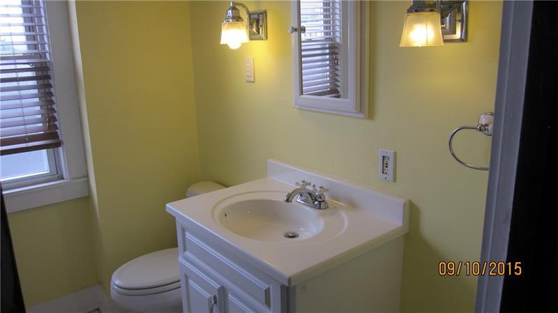 61 Harwood Street Photo 11
