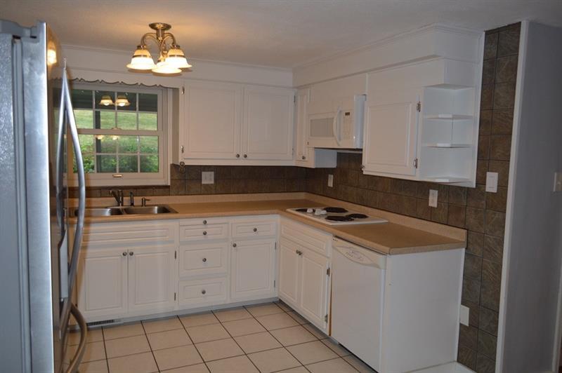 155 Demar Blvd Photo 6