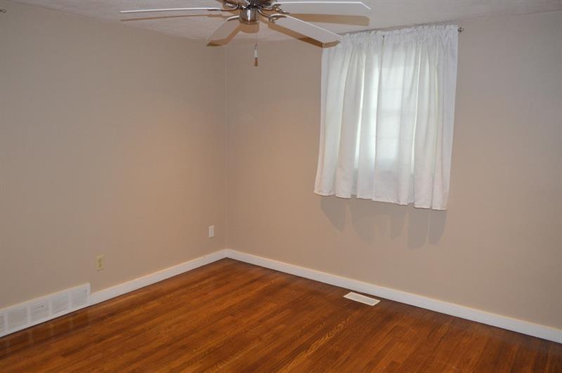 155 Demar Blvd Photo 9
