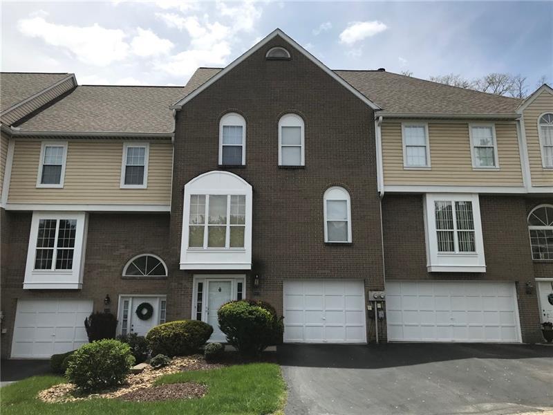 537 Lakewood Dr, Monroeville