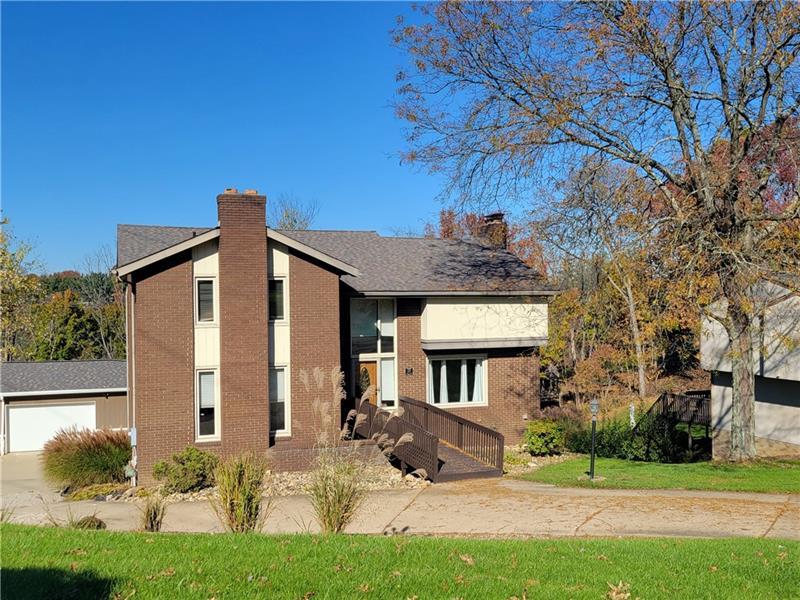 105 Lintel Dr, Peters Twp