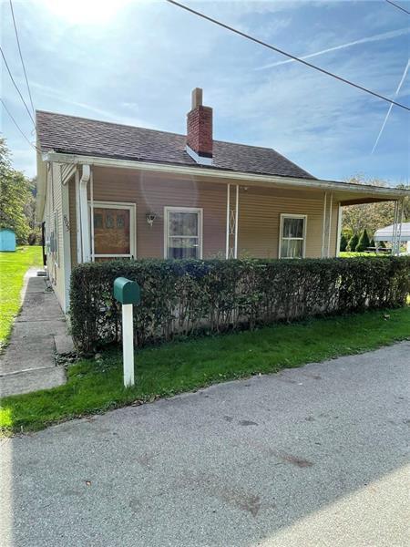 893 Main St, Centerville