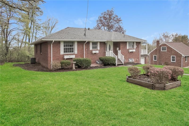 135 Spring Hill Rd