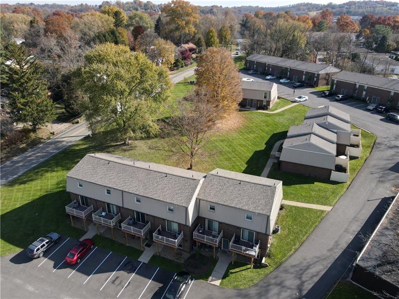 604 Carriage Hill Dr