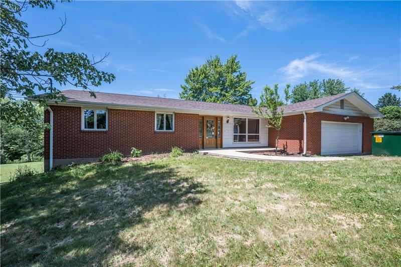 323 Peconi Drive, Washington Twp