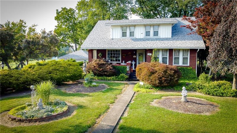 801 Winfield Rd, Winfield Twp