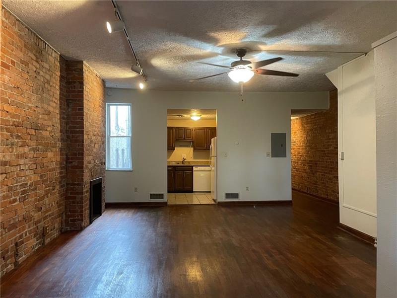 1309 Walnut St