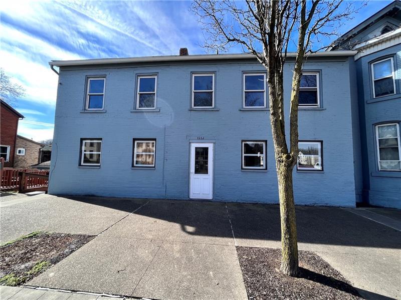 1212 3rd Ave