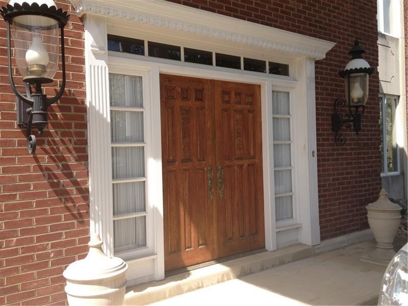 206 FAIRVIEW RD