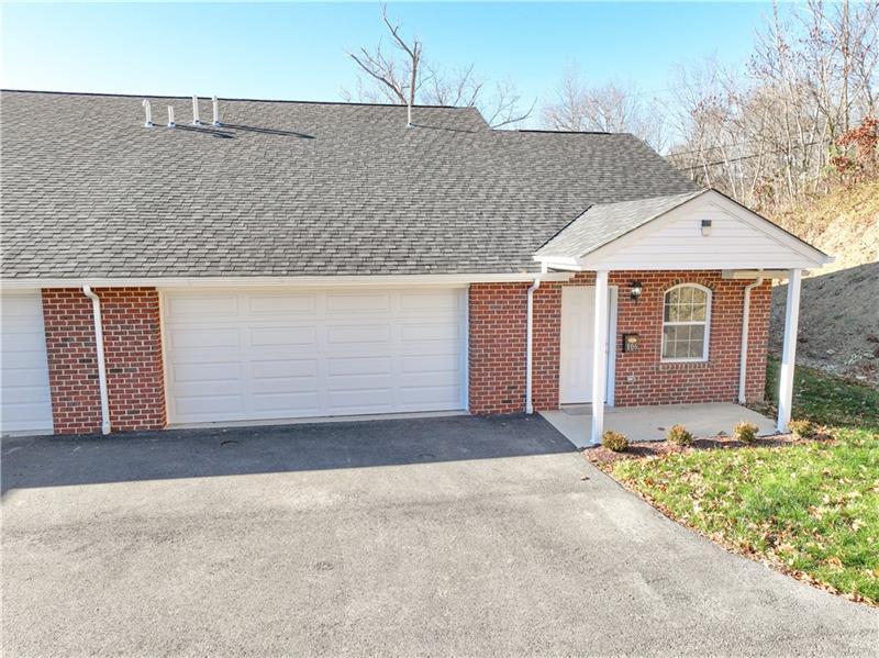 206 Adia Ln, Lower Burrell