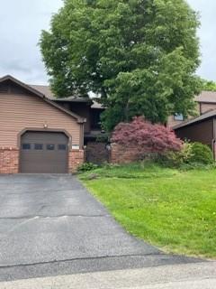 1105 Old Farm Rd