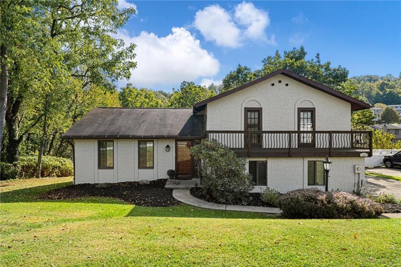 1682 Ridgewood Drive, N. Franklin Twp
