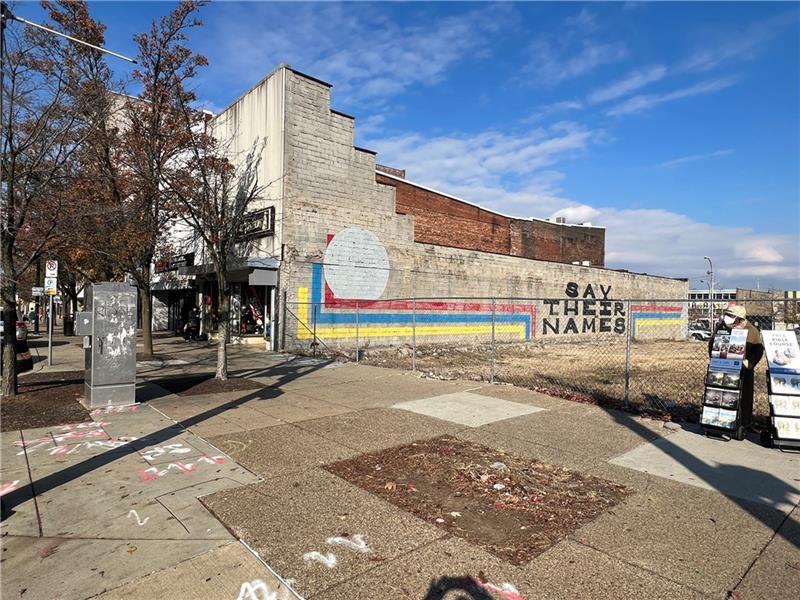 6017 Penn