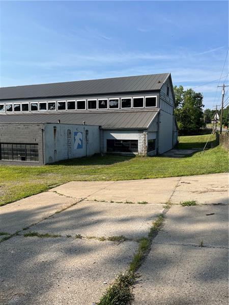 800 N Water Ave