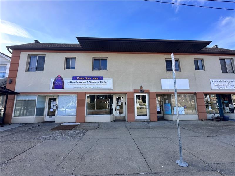 2114-2118 Broadway Ave