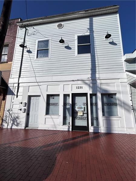 1231 Merchant St