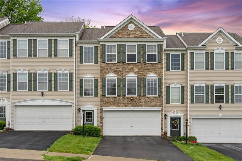 1228 Gneiss Dr