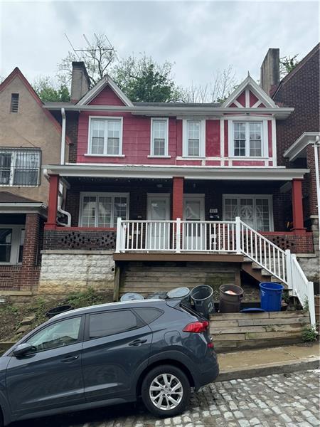 211 Chesterfield Rd
