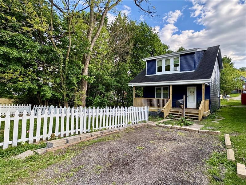 1416 Ridge Ave