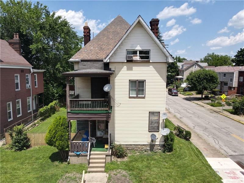 5727  Rural St, East Liberty