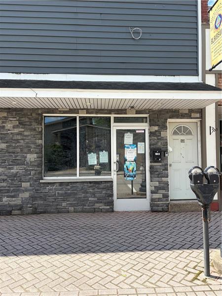 164 E Market St. #160