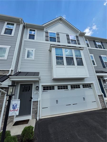 120  Crown Street, McKees Rocks