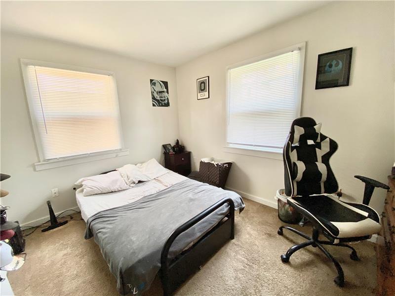 448 Kathleen St Photo 13