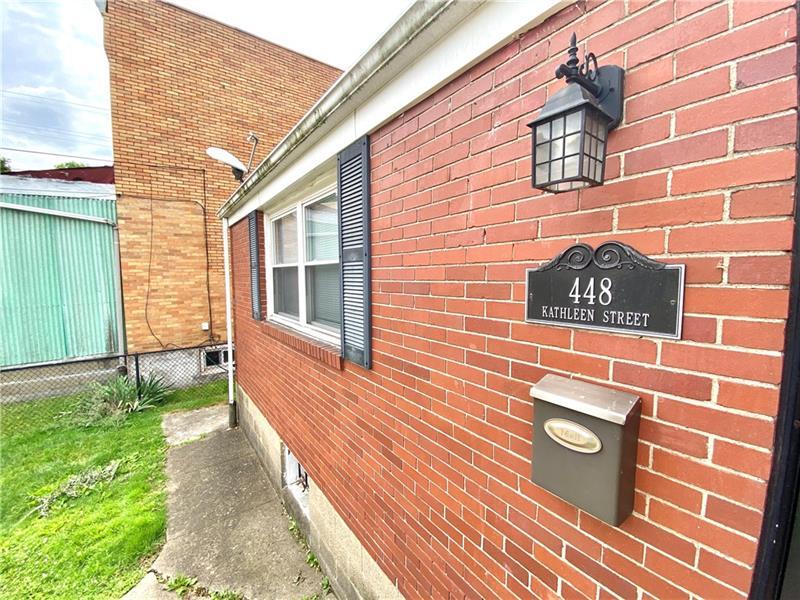 448 Kathleen St Photo 2