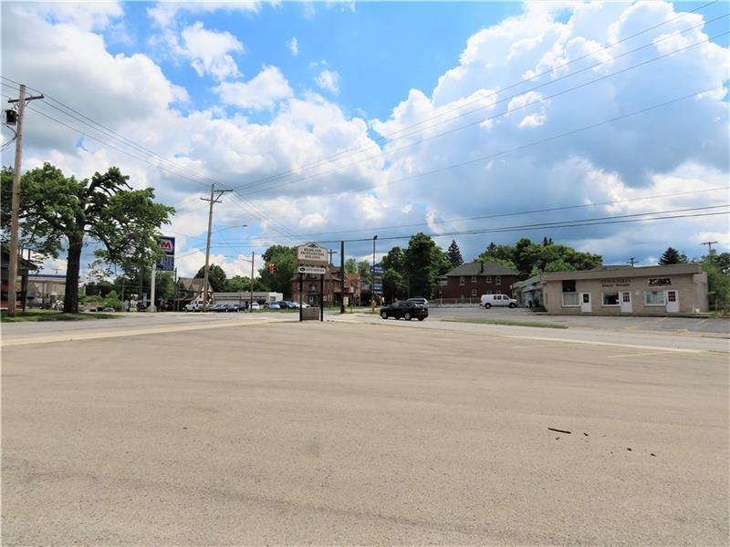 413-415 Highland Ave Photo 20