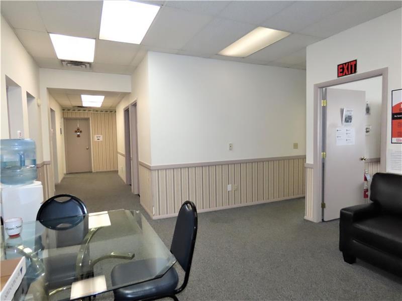413-415 Highland Ave Photo 9
