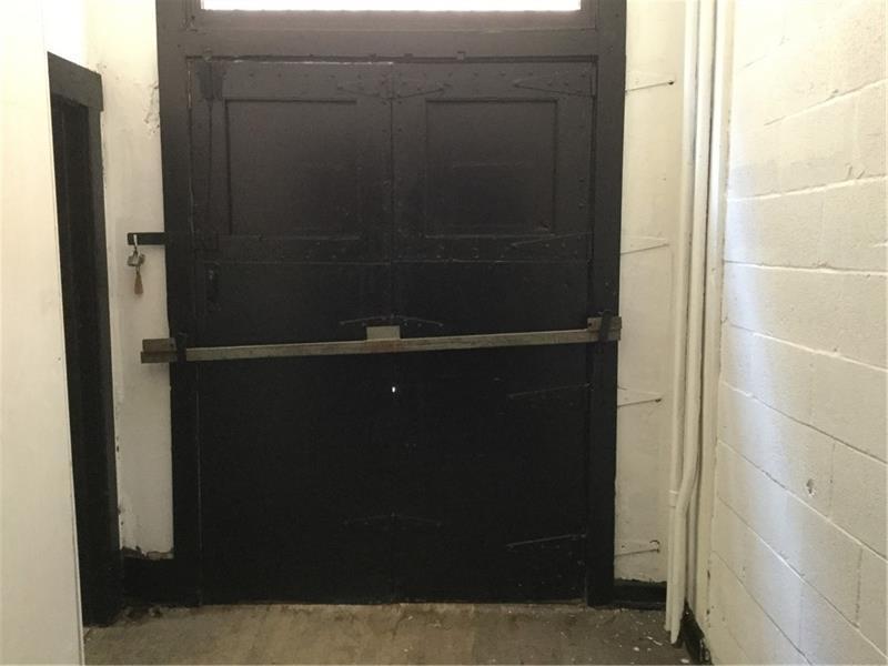 47 E State St. Photo 13