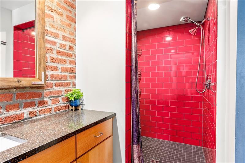 412 First Avenue, Unit #2 Photo 27