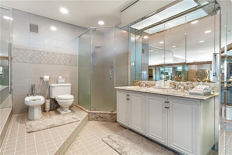 320 Fort Duquesne Blvd #26FGHJ Photo 28