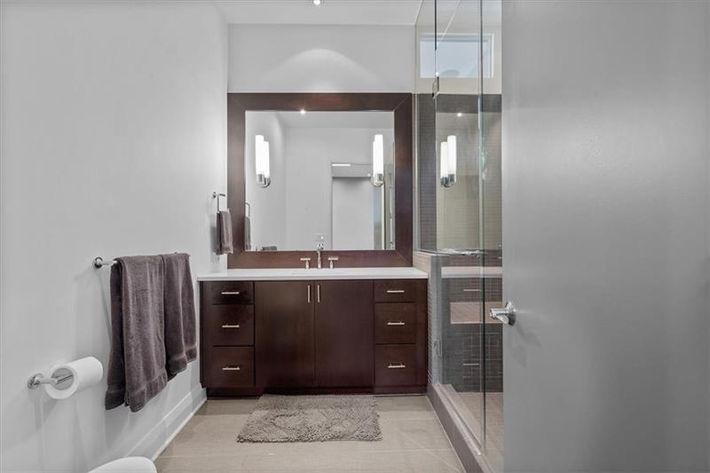 301 5th Avenue #709 Photo 28