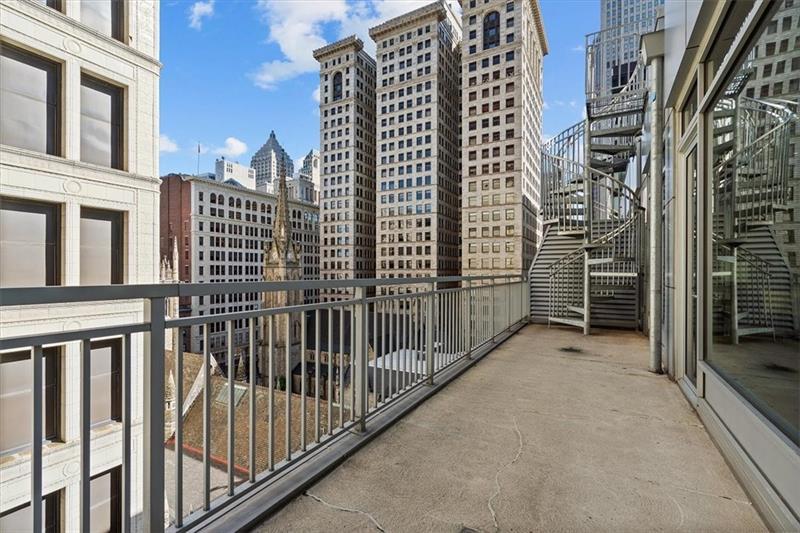 301 5th Avenue #709 Photo 32