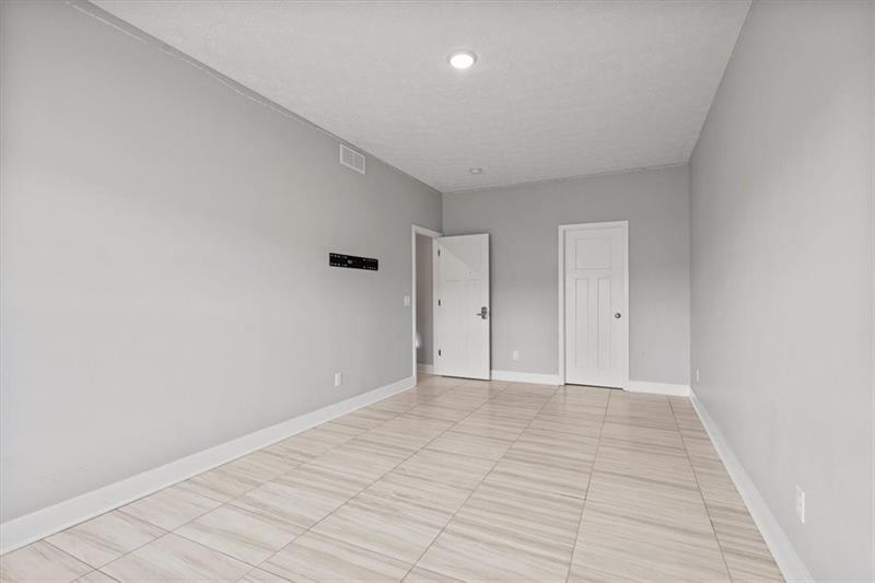 1809 Porter Photo 29