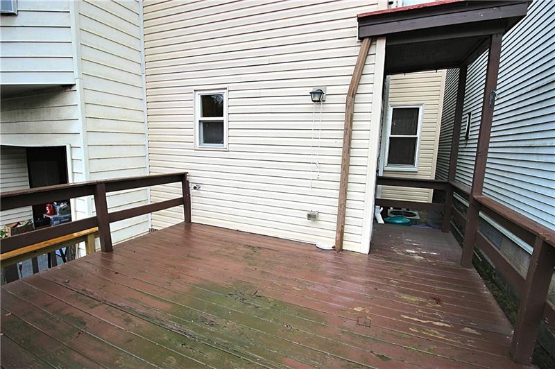329 Augusta St Photo 34