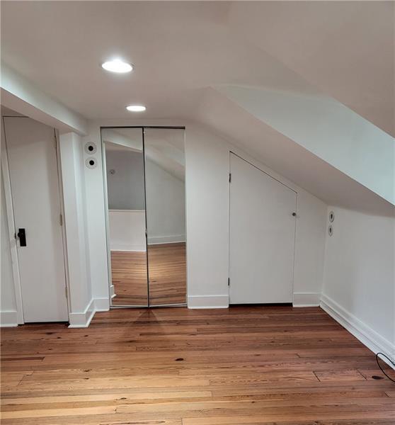 5309 St. James Terrace Photo 29