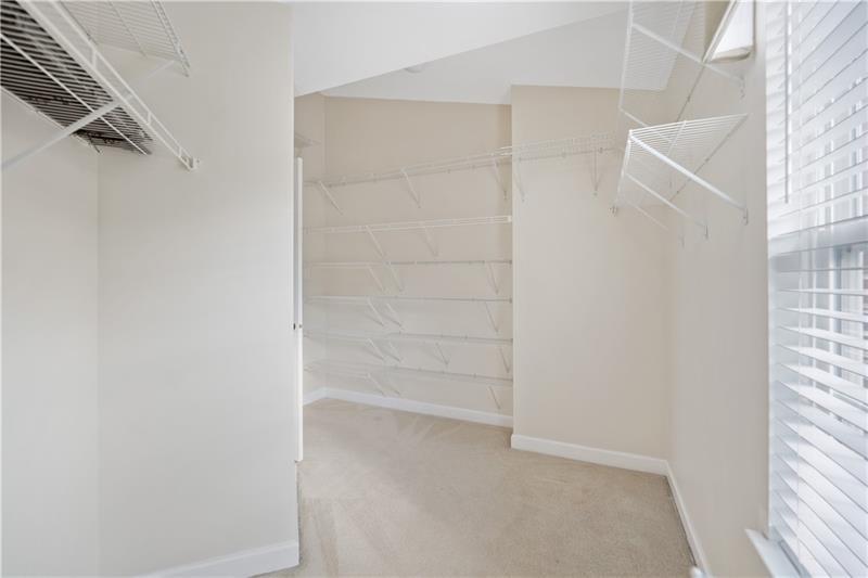 5801 Windsor Drive Photo 31