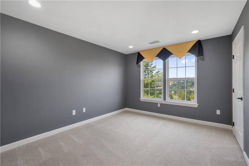 5801 Windsor Drive Photo 34