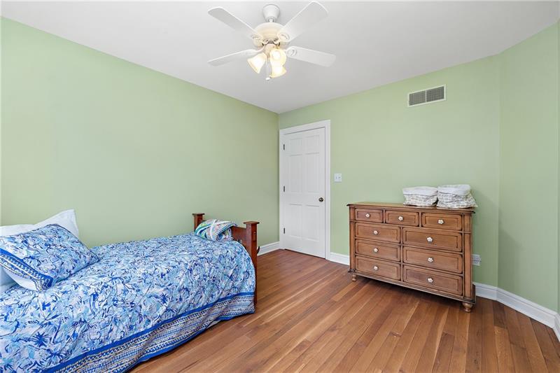 2055 Henry Rd Photo 44