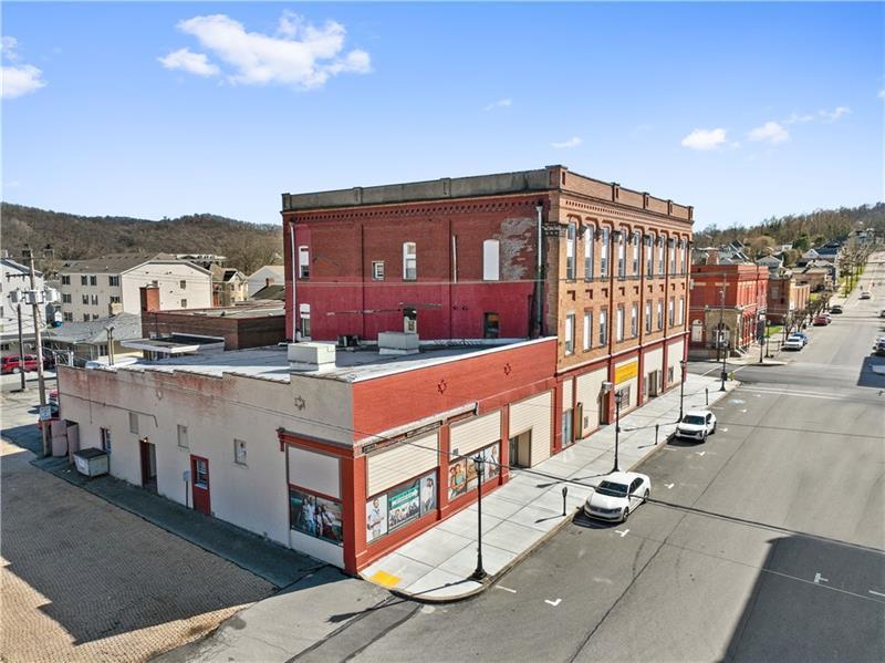 128 Wood Street Photo 1